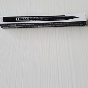 Clinque liquid eyelining pen